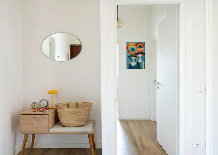 Camera Matrimoniale con bagno privato-struttura condivisa con Host-CASA ENEA
