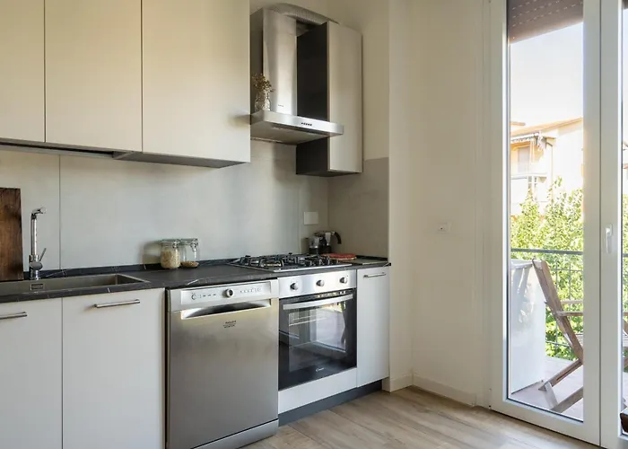 Camera Matrimoniale con bagno privato-struttura condivisa con Host-CASA ENEA